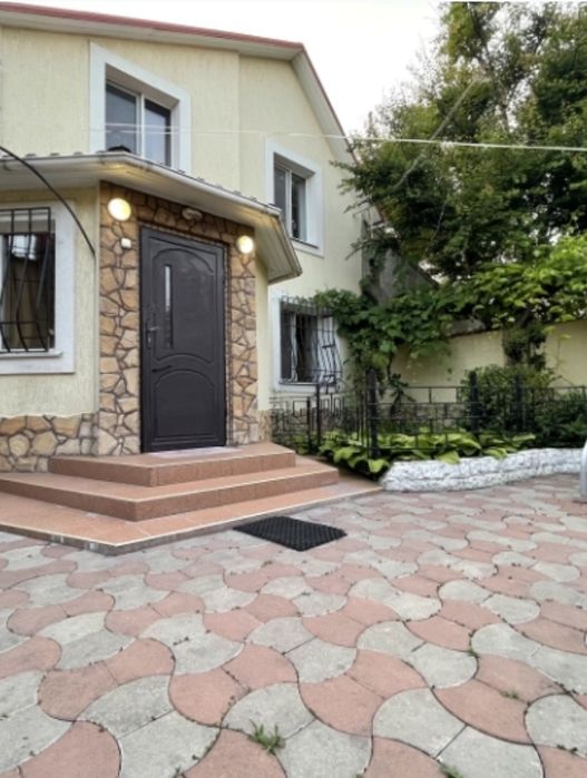 Сдам дом Толбухина/Мега дом 4 к  ,генератор,зарядка для электро авто!