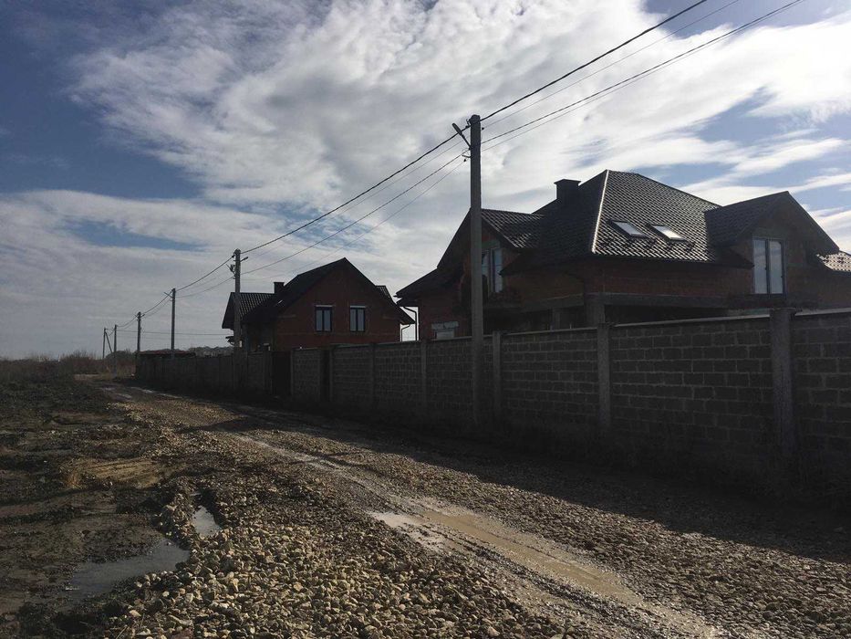 Продаж земельної ділянки в с.Скнилів
