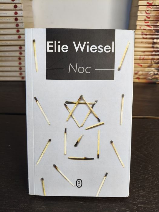 Książka  noc  ⁷⁸