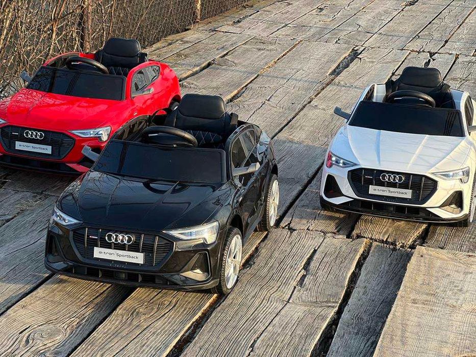 Samochód elektryczny dla dziecka AUDI E-tron 4x4 na akumulator
