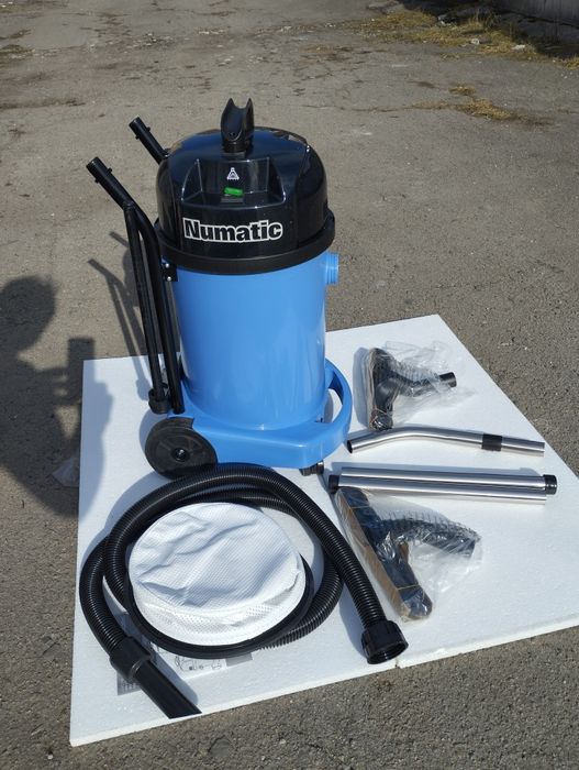 Професійний промисловий пилосос Numatic wv 470.