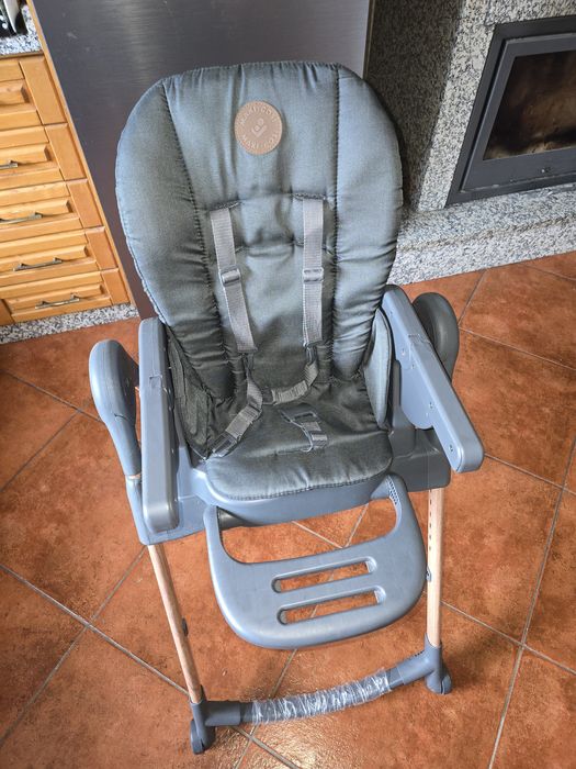 Cadeira de alimentação Maxi Cozi Minla