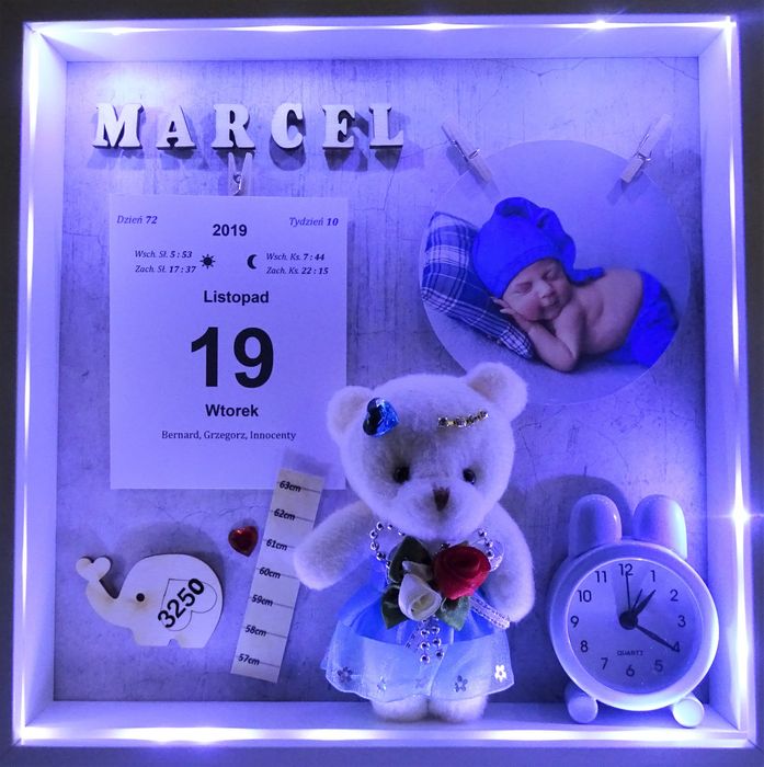 Metryczka ramka LED 3D prezent dla dziecka narodziny chrzest roczek