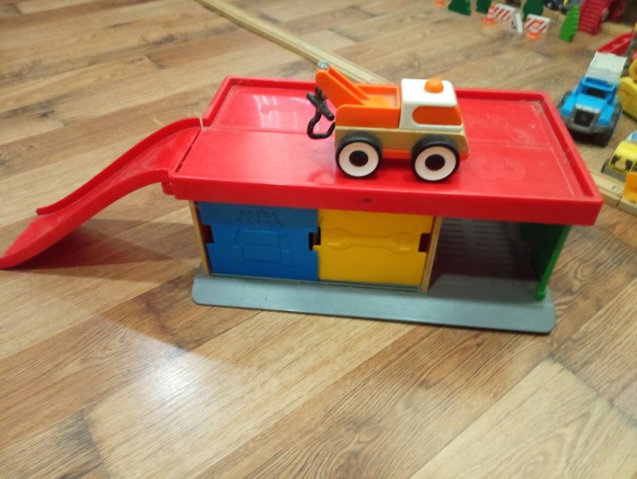 Парковка IKEA ,стоянка, машинка