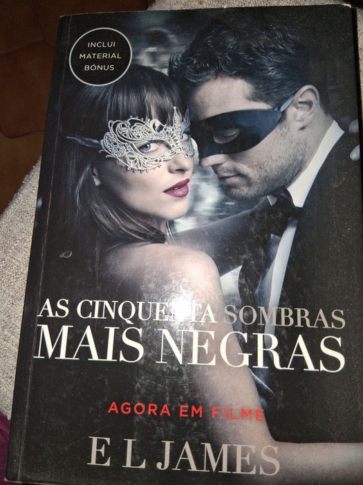 Livros variados usados como novos
