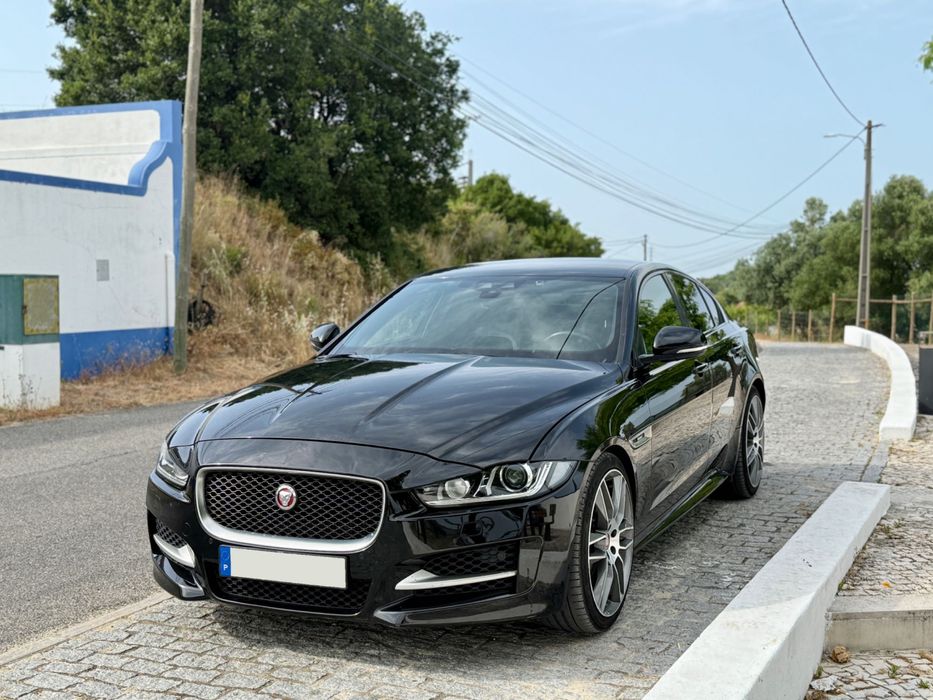 Jaguar XE R-Sport 2.0D | 2018 | Possibilidade de financiamento