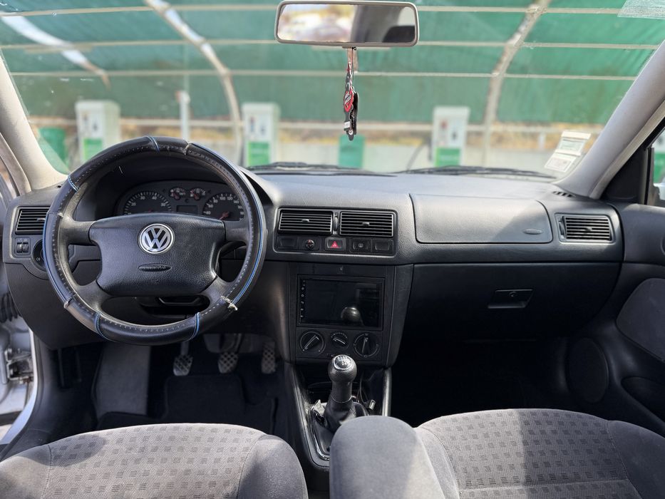 Volkswagen Golf — fotografia 6