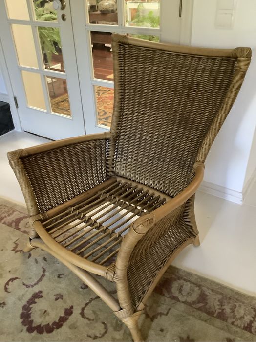 Cadeirão estilo colonial