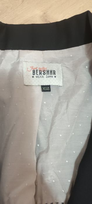 Elegancka marynarka Bershka