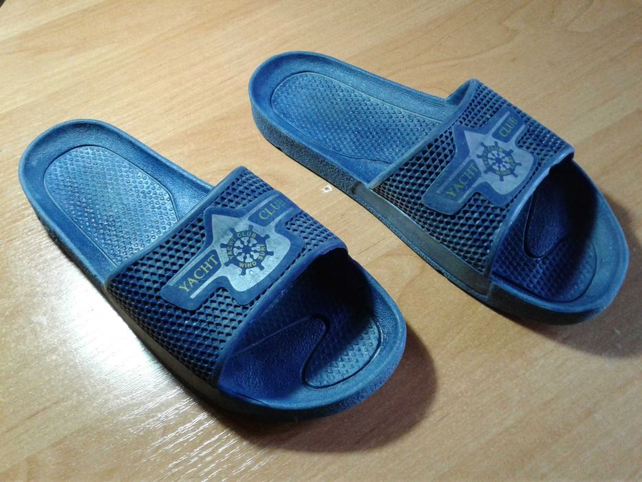 Шлепанцы для мальчика