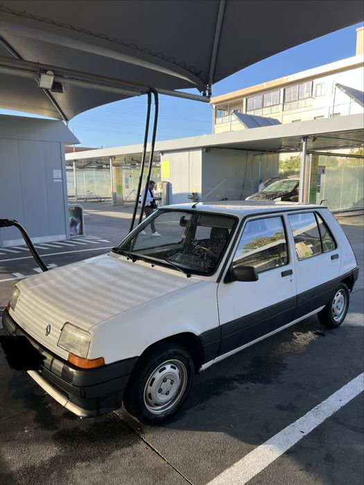 Renault 5
