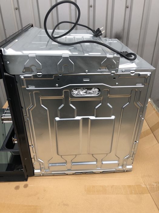 Духова шафа Hisense BSA65334ABDG