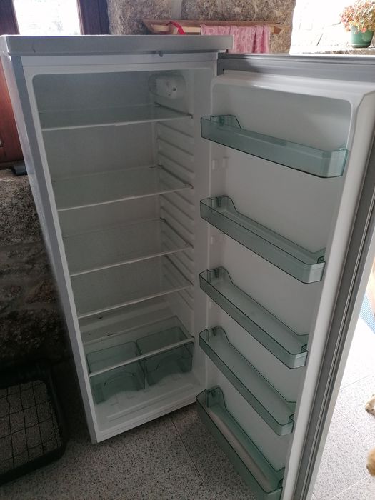 Frigorífico Confortec cinzento