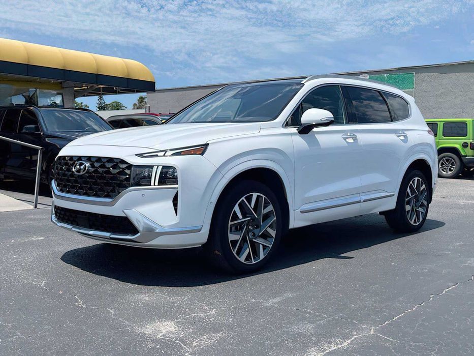 Hyundai Santa Fe Calligraphy      2023
