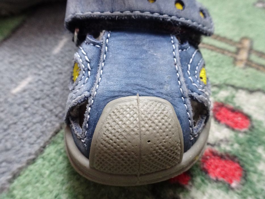 buty bartek r. 20