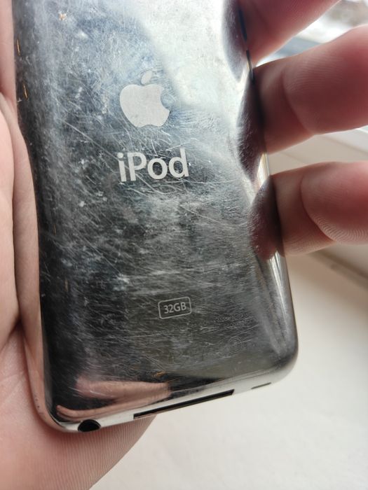 Ipod touch 4th a1367 32gb