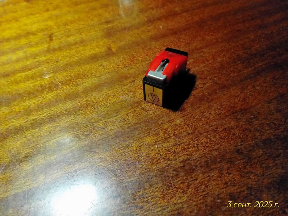 Продам головку звукоснимателя Soni Dual.