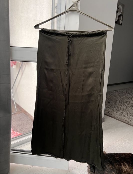 Атласна спілниця Zara