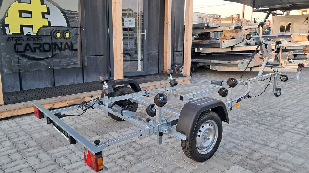 Atrelado MARTZ YACHT 500  NOVO