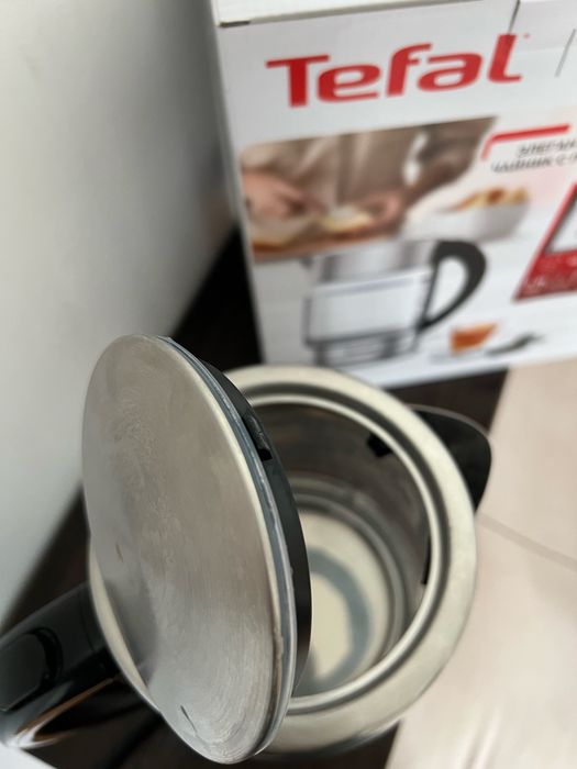 Електрочайник Tefal GLASS KETTLE KI772D38
