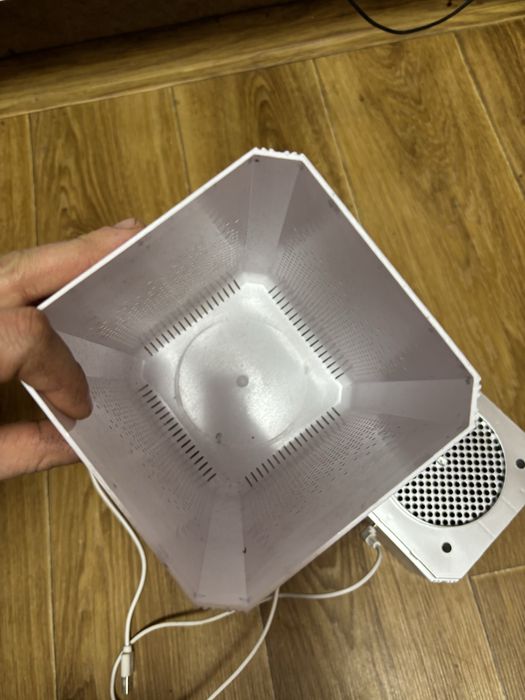 Очиститель воздуха.генератор отрицательных ионов н11