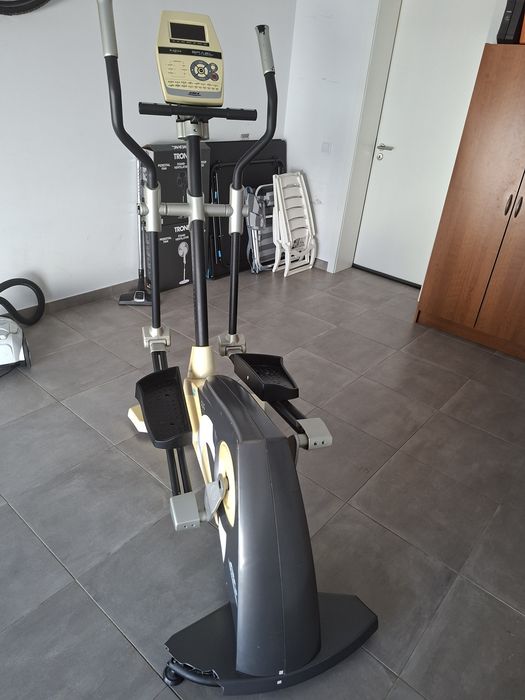 Eliptica BH Fitness Brazil