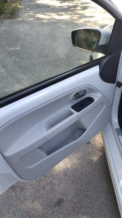 Volkswagen e-Up 2014 VIN WVWZZZAAZED903459 фото оголошення 11 з 19