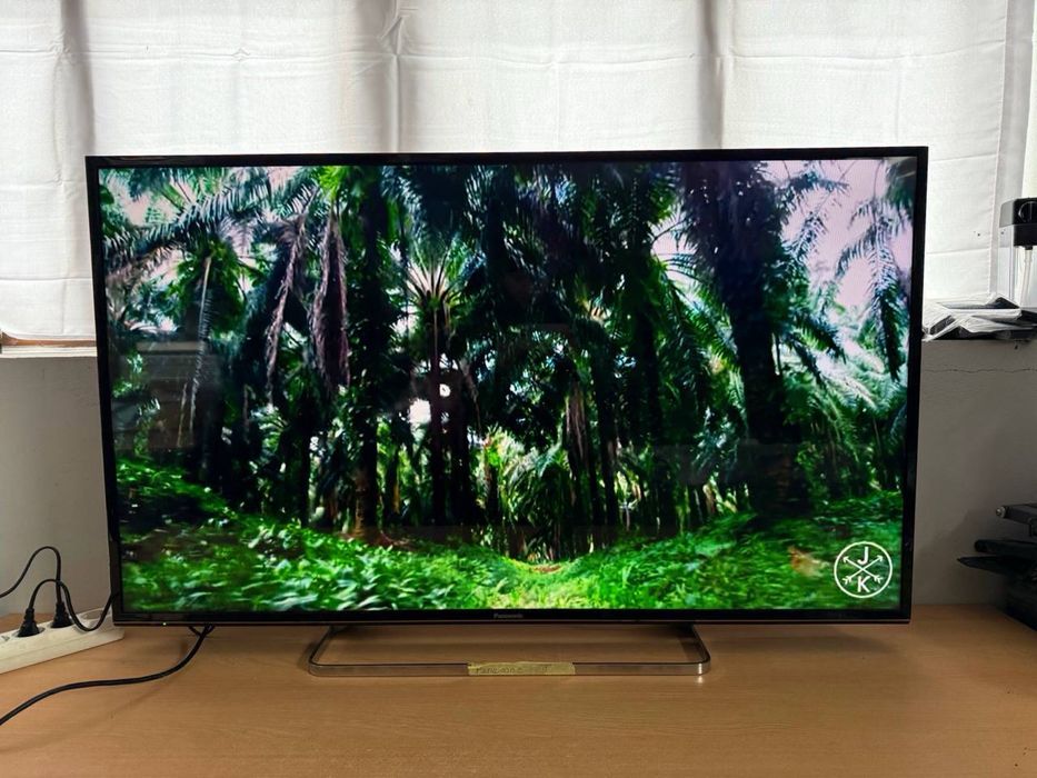 Телевізор Panasonic – 49”, Full HD, Smart TV