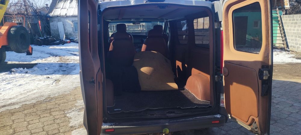 Грузо,пасажиро перевозки.