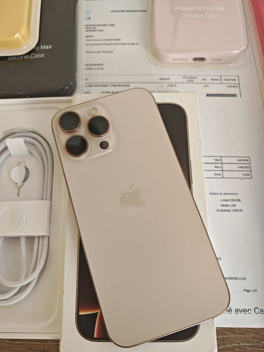 iPhone 16 Pro Max 256GB Sierra Titanium SemiNovo C/Garantia