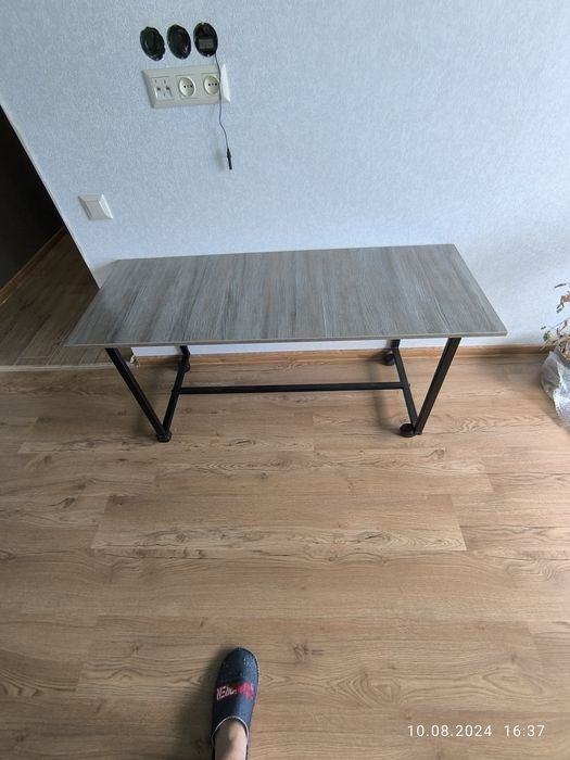 Стол компьютерный в стиле лофт