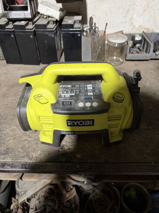 автомобильный аккумуляторный компрессор ryobi one+ r18i-0