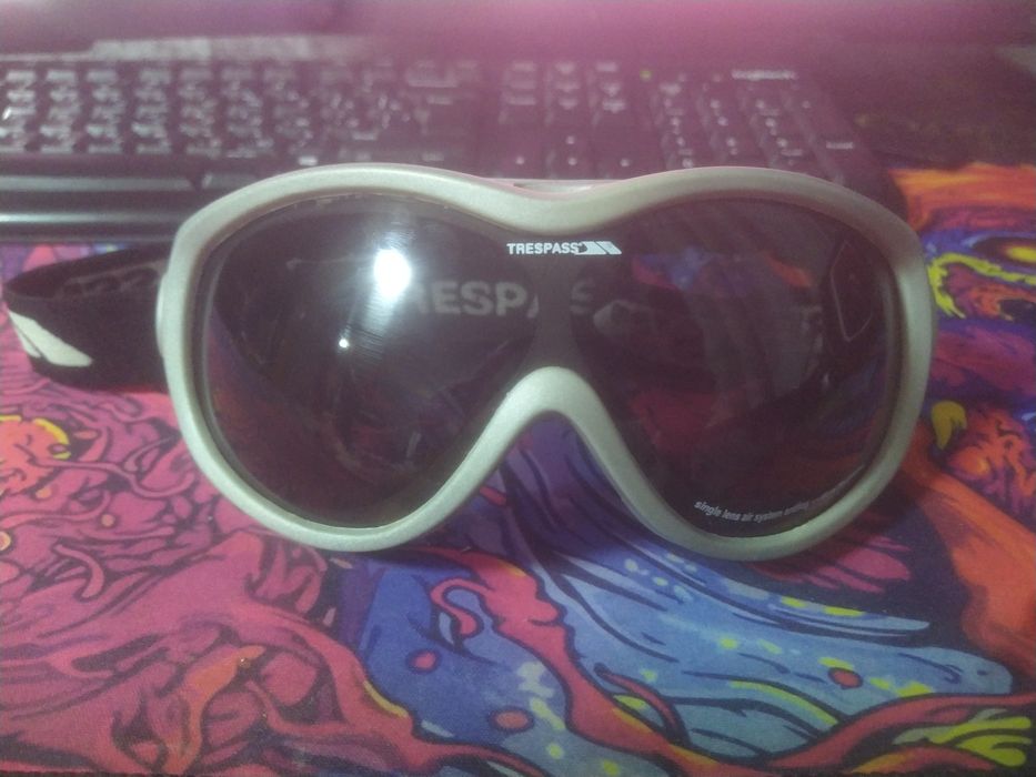 Горнолыжные очки trespass