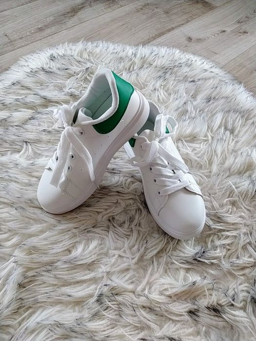 Buty dla dziewczynki