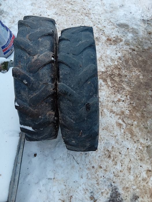 Колеса резина на трактор прицеп