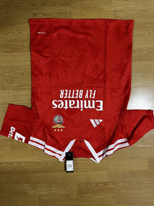 Camisola principal Benfica 2026/27