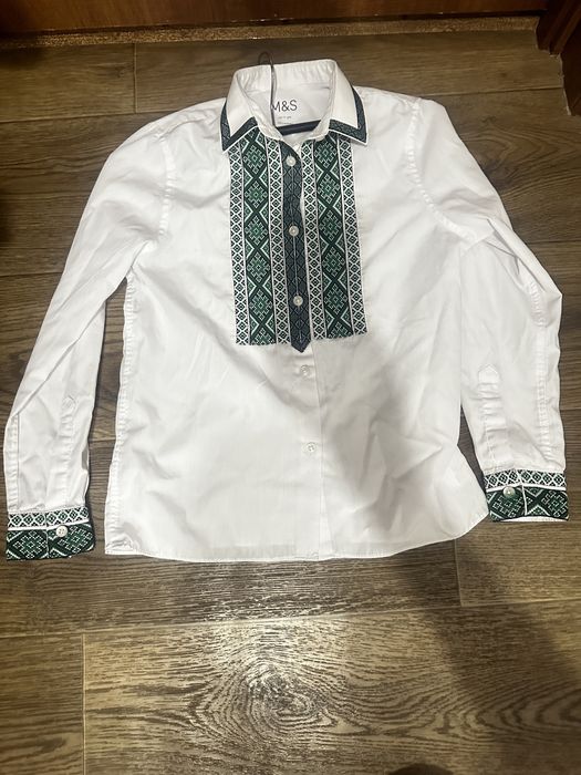Вишиванка на хлопчика M&S