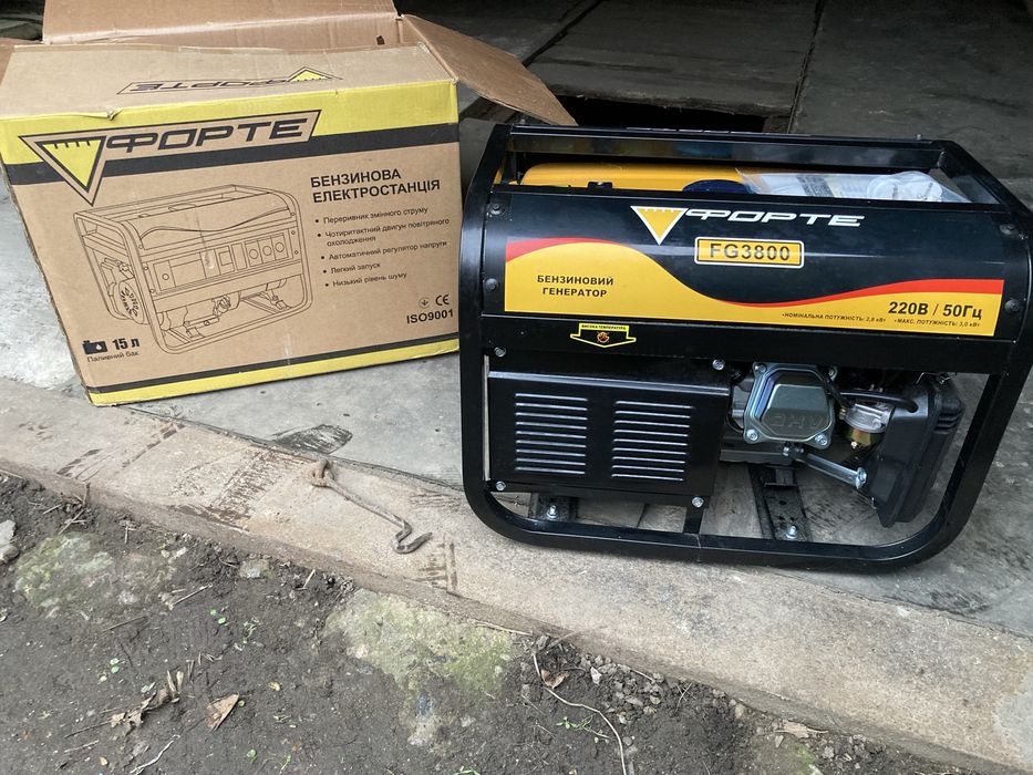 Продаю генератор Forte 2.8 бензин а максимальна мощність 3.0 квТ