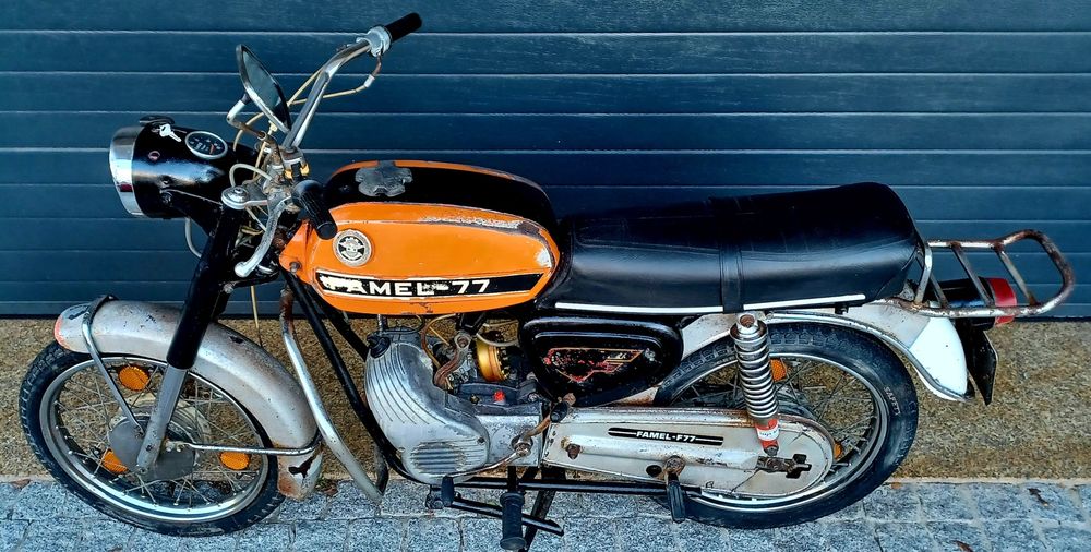 Famel Zundapp 77 Modelo de Luxo Ano 1976