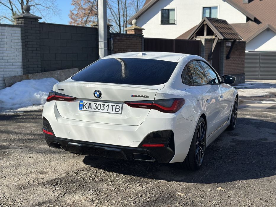 BMW M440I 2021року