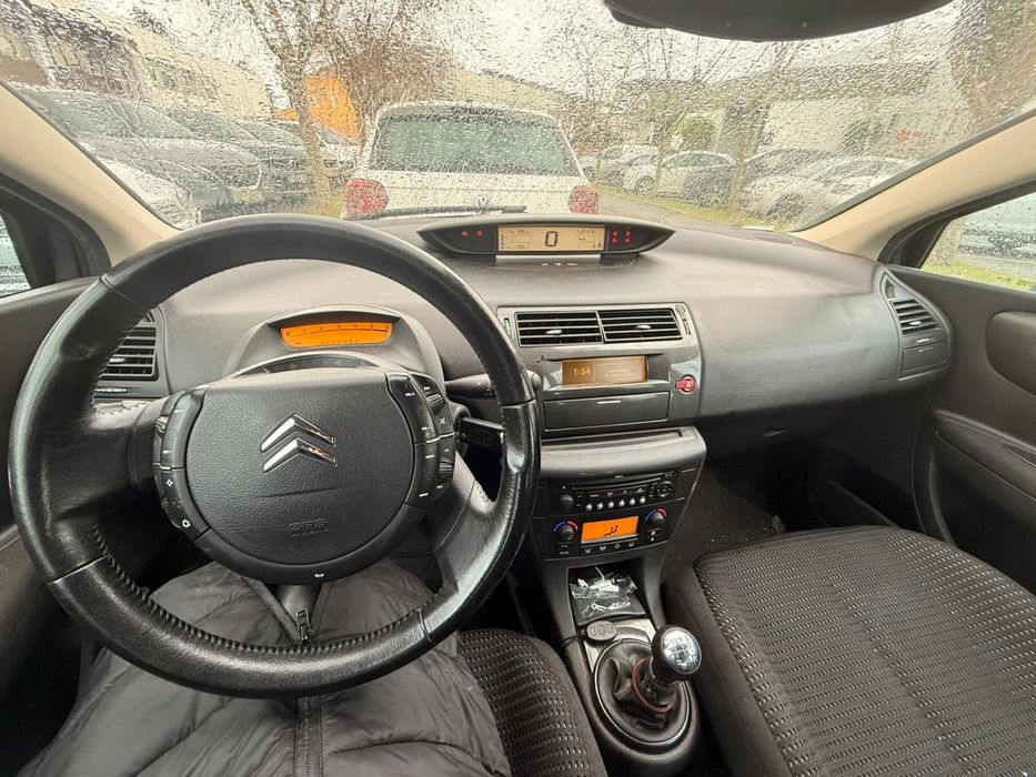 Citroen C4 Hdi 2008 4 portas