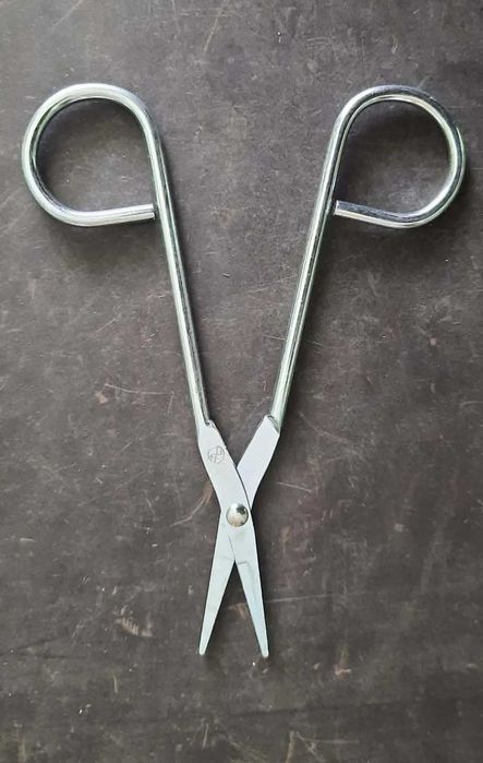 Ножички універсальні з гострими кінцями, 11,5 см, UK. Нові, в упаковці