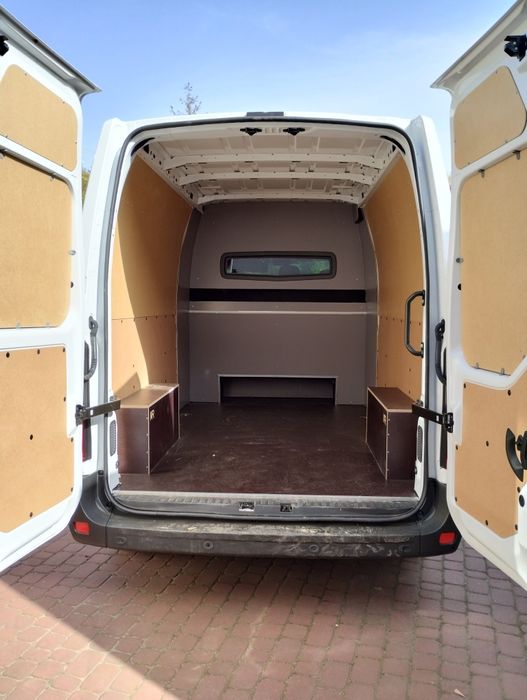 Zabudowa ścian i podłogi RENAULT MASTER L3 BRYGADA