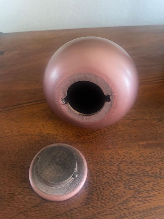 Mealheiro com aplicação em prata