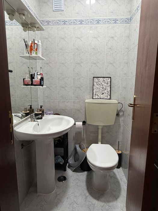 Apartamento T2 3° andar esq. remodelado 3. andar