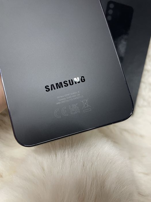 Samsung galaxy S 23 8/256 GB