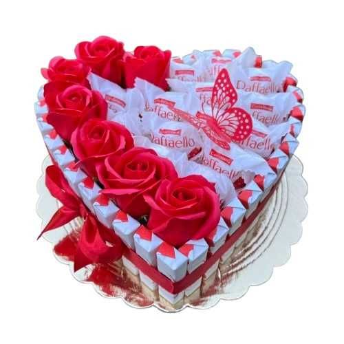 Tort z cukierków Kinder i Raffaello. Prezent Box