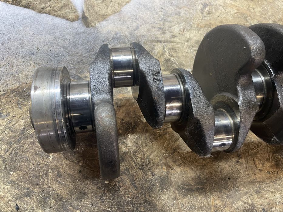 Колінвал коленвал mercedes om611 om646 vito sprinter 2.2cdi