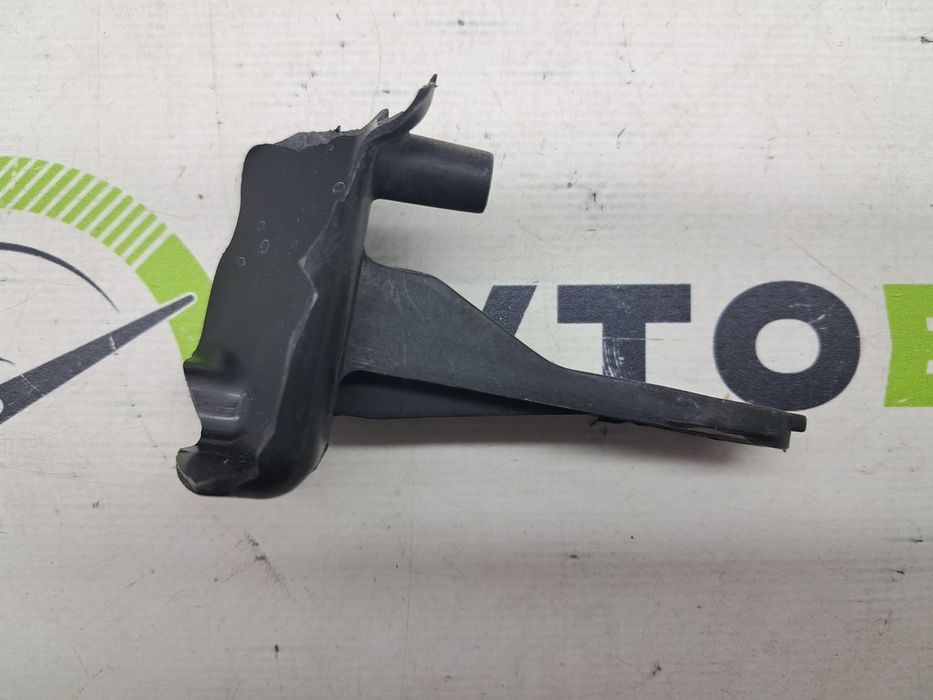 Фара передняя галоген правая NISSAN ROGUE 14-20 260106FL0A