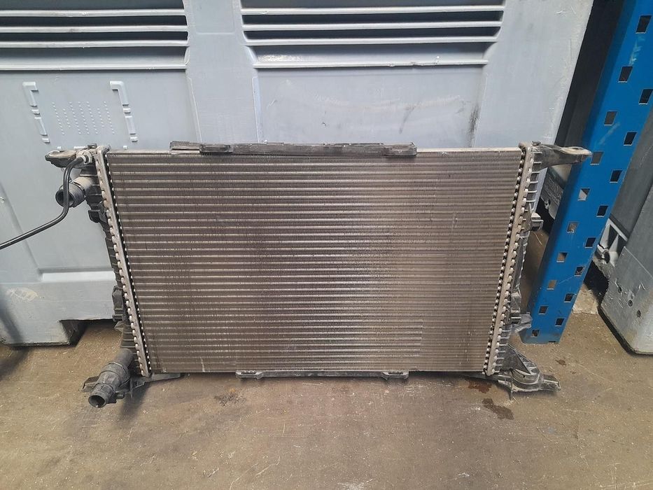 RADIADOR AGUA AUDI Q5 2008 -8K0121251R